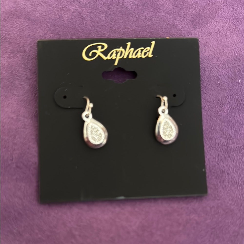 Silver Teardrop Pearl Earrings